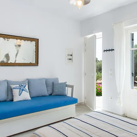 Rose Apollonia (Sifnos)